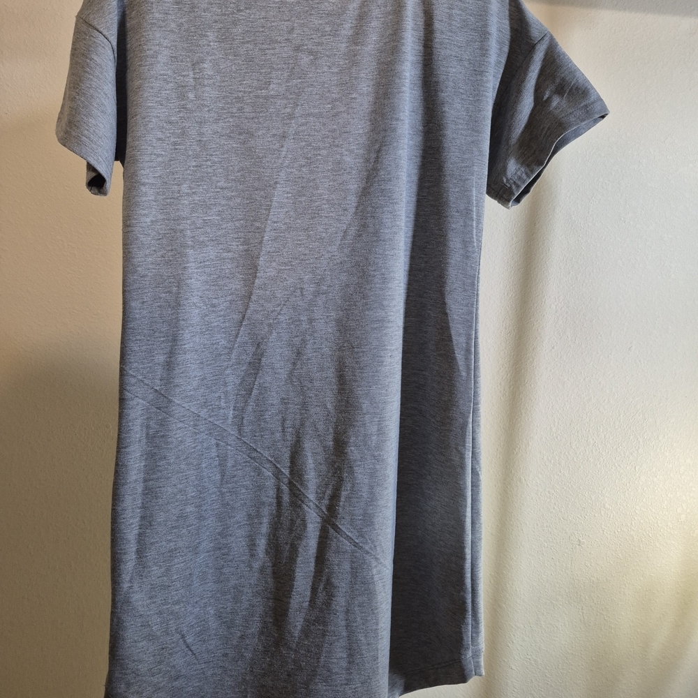 Potter's Pot Gray Dress with Blue Floral Embroidery - Picture 4 of 5